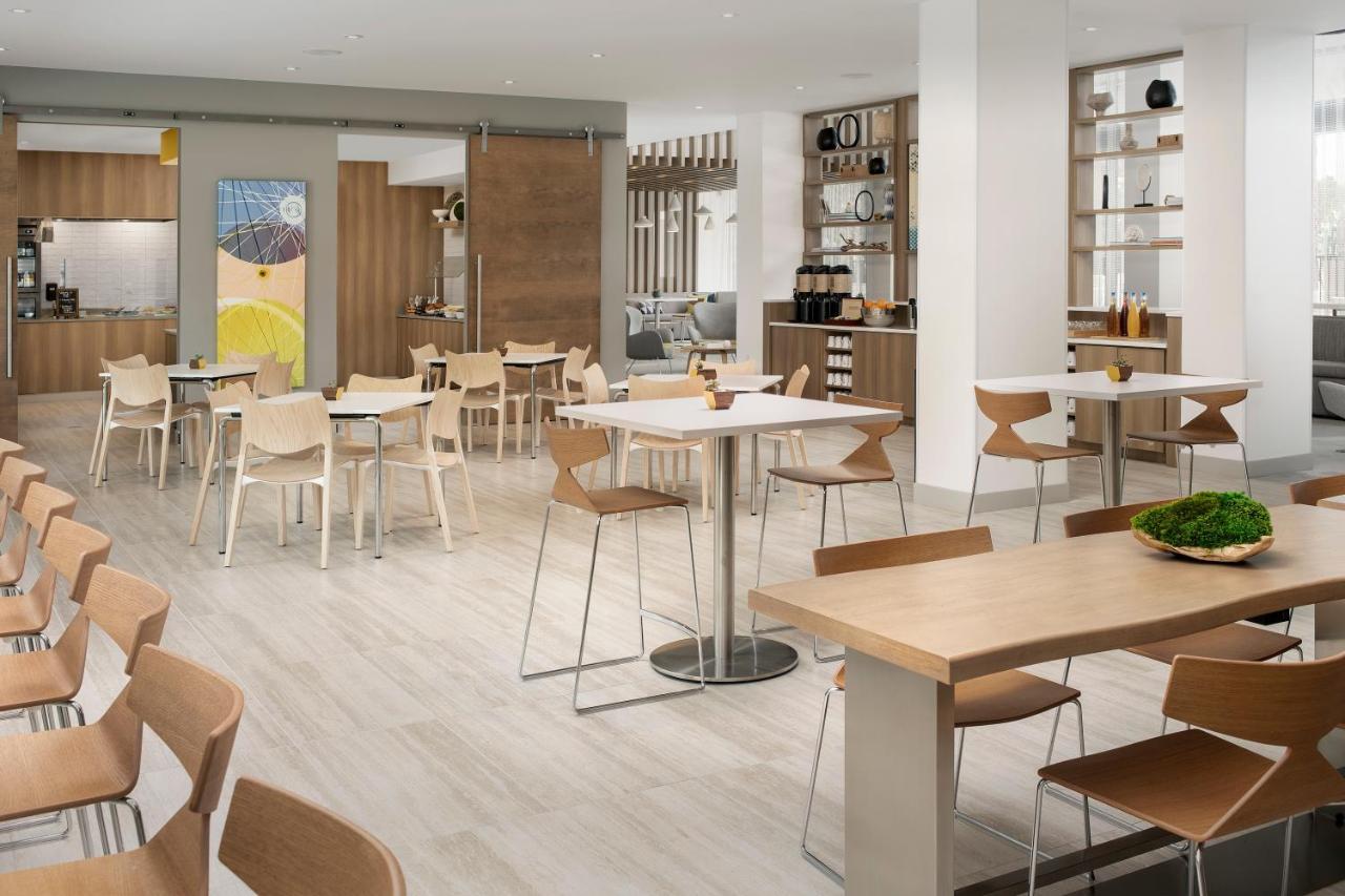 Element Orlando Universal Blvd. Williamsburg Εξωτερικό φωτογραφία